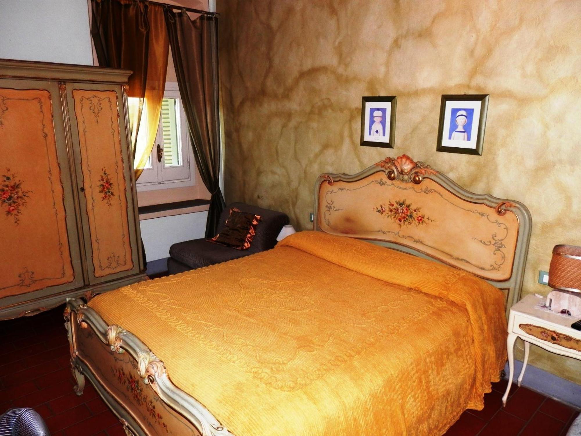 B&B Casale Ginette インチーザ・イン・ヴァルダルノ 部屋 写真