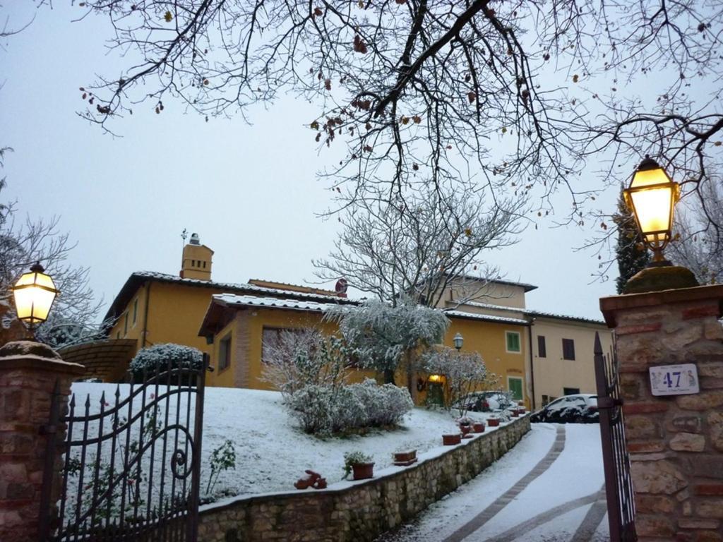 B&B Casale Ginette インチーザ・イン・ヴァルダルノ エクステリア 写真